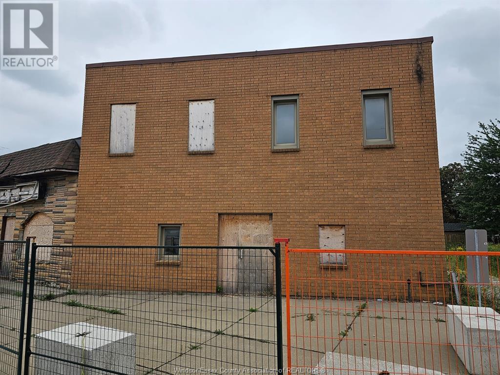 24 Erie Street North, Wheatley, Ontario  N0P 2P0 - Photo 2 - 24014008