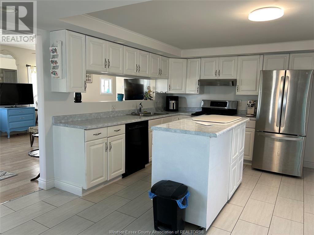 27 Spruce, Mcgregor, Ontario  N0R 1J0 - Photo 5 - 25010561
