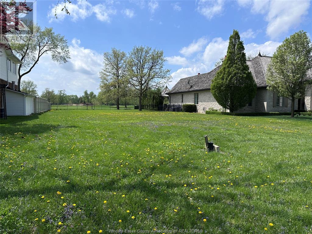 4059 Roseland Drive East, Windsor, Ontario  N9G 1Y5 - Photo 3 - 25010707