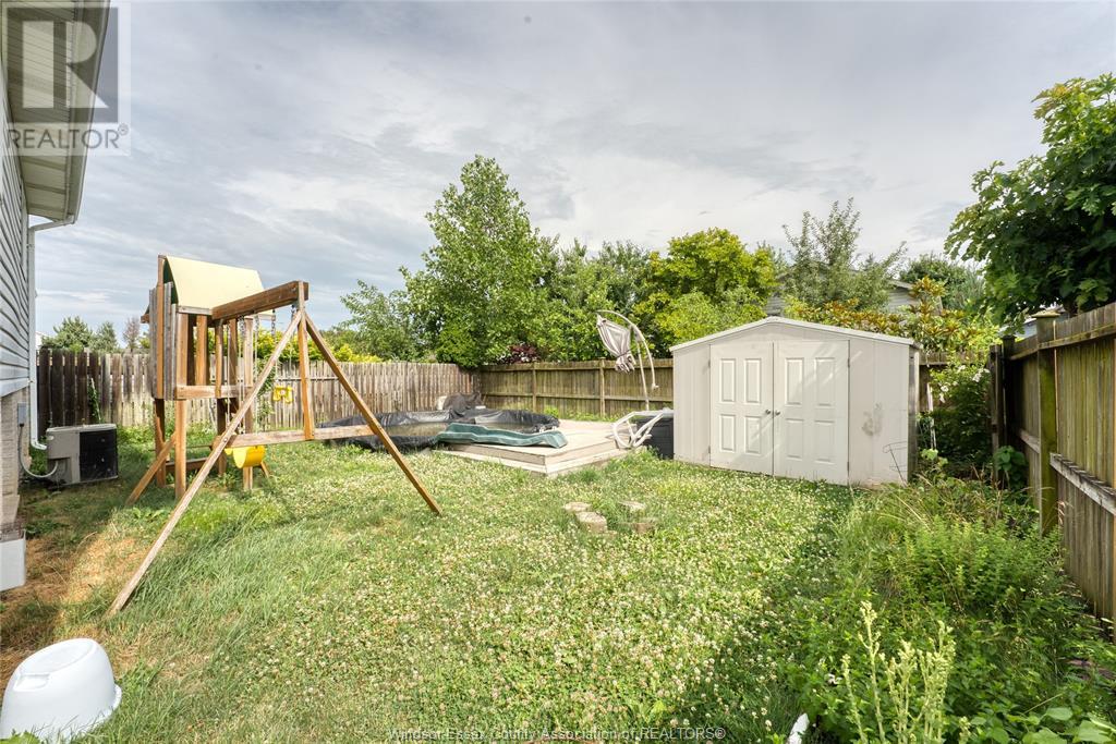 1329 Foster Avenue, Windsor, Ontario  N8W 5P3 - Photo 33 - 25017814