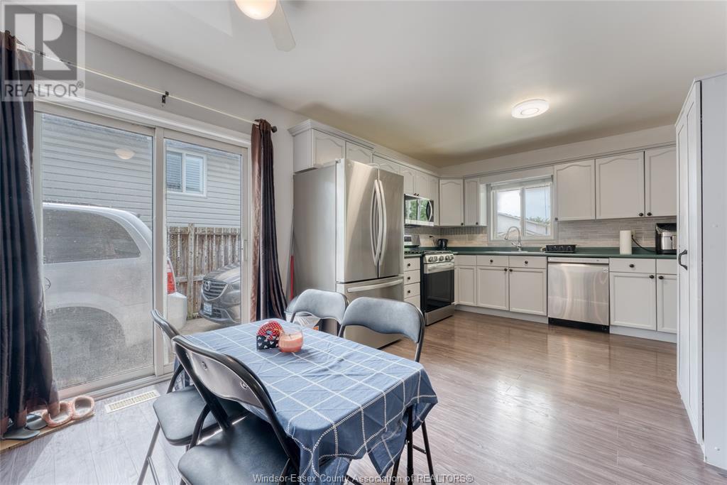 1329 Foster Avenue, Windsor, Ontario  N8W 5P3 - Photo 9 - 25017814