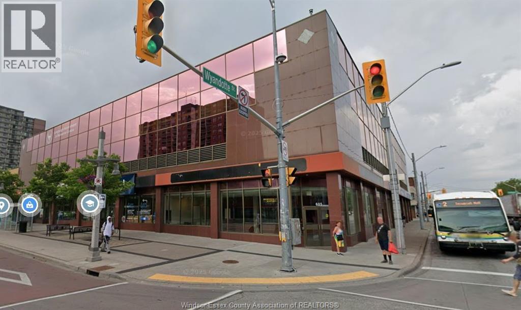 605 Ouellette, Windsor, Ontario  N9A 4J4 - Photo 1 - 25021218