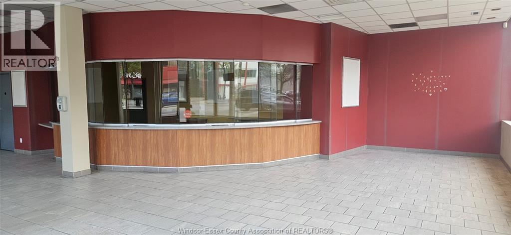 605 Ouellette, Windsor, Ontario  N9A 4J4 - Photo 3 - 25021218