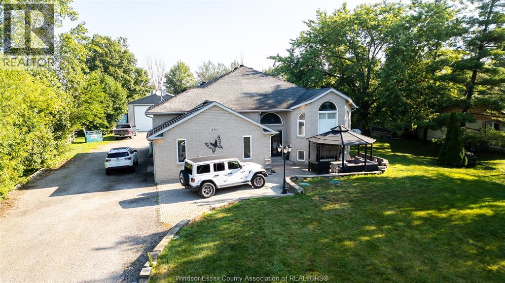 8510 Baseline, Windsor, Ontario  N0R 1K0 - Photo 1 - 25021349