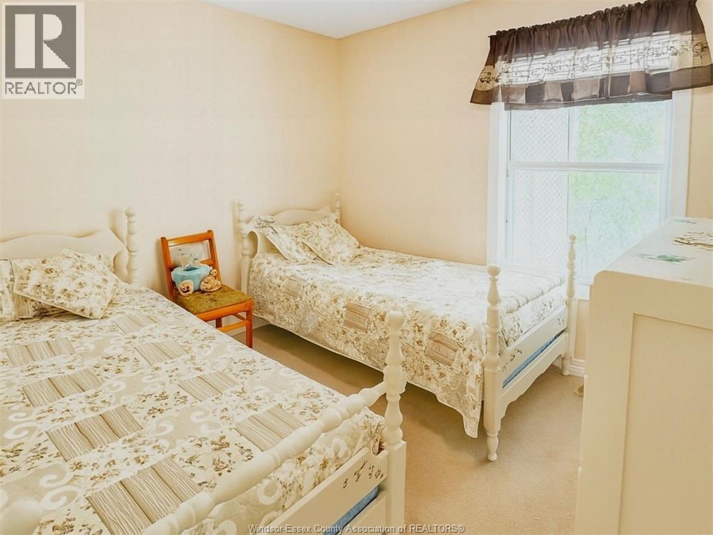 761 East West Road, Pelee Island, Ontario  N0R 1M0 - Photo 19 - 25024008