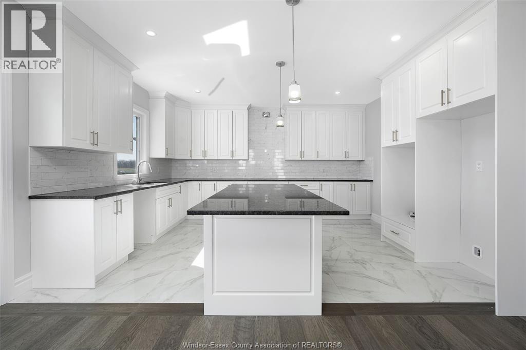 85 Kingsbridge, Amherstburg, Ontario  N9V 0G8 - Photo 14 - 25024309