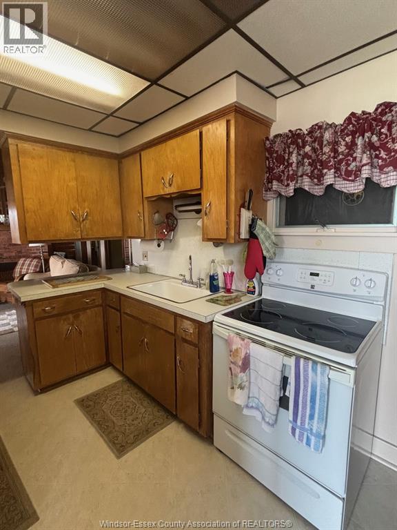 680 Point Pelee Drive, Leamington, Ontario  N8H 3V4 - Photo 11 - 25024904