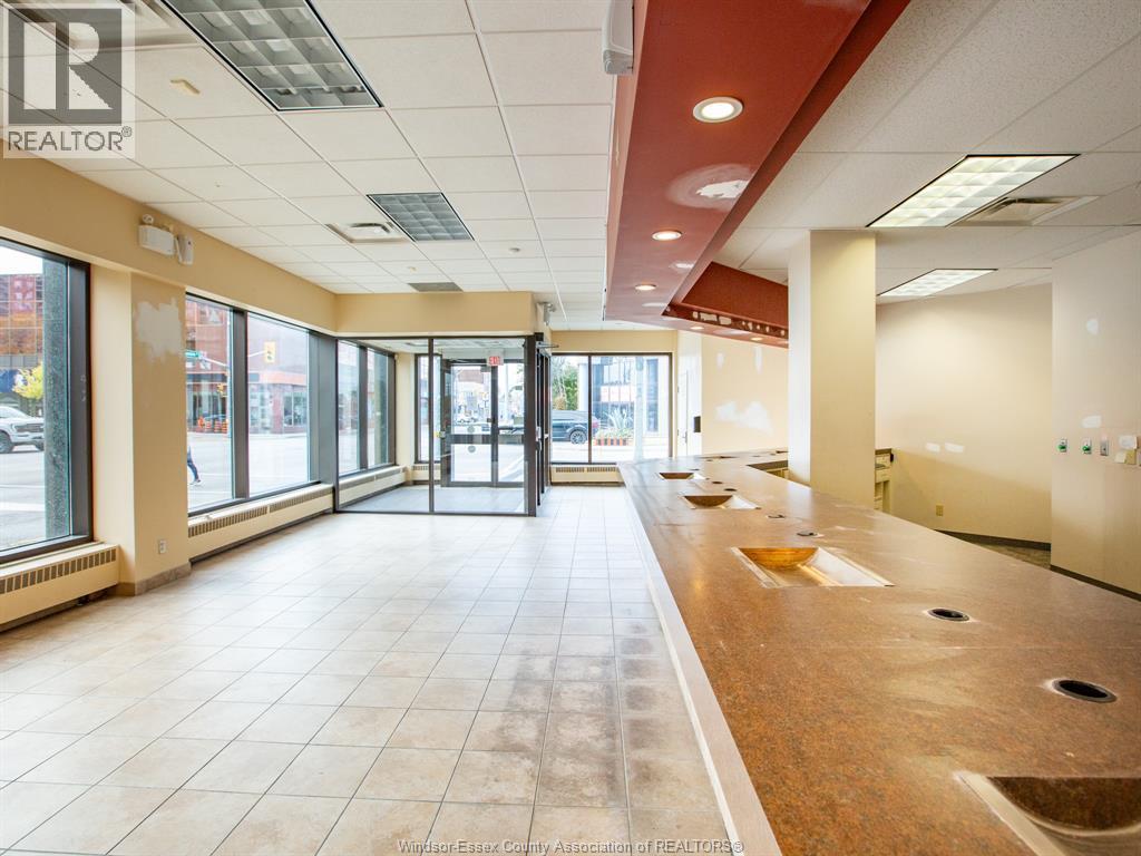 596 Ouellette Avenue, Windsor, Ontario   - Photo 7 - 25026578