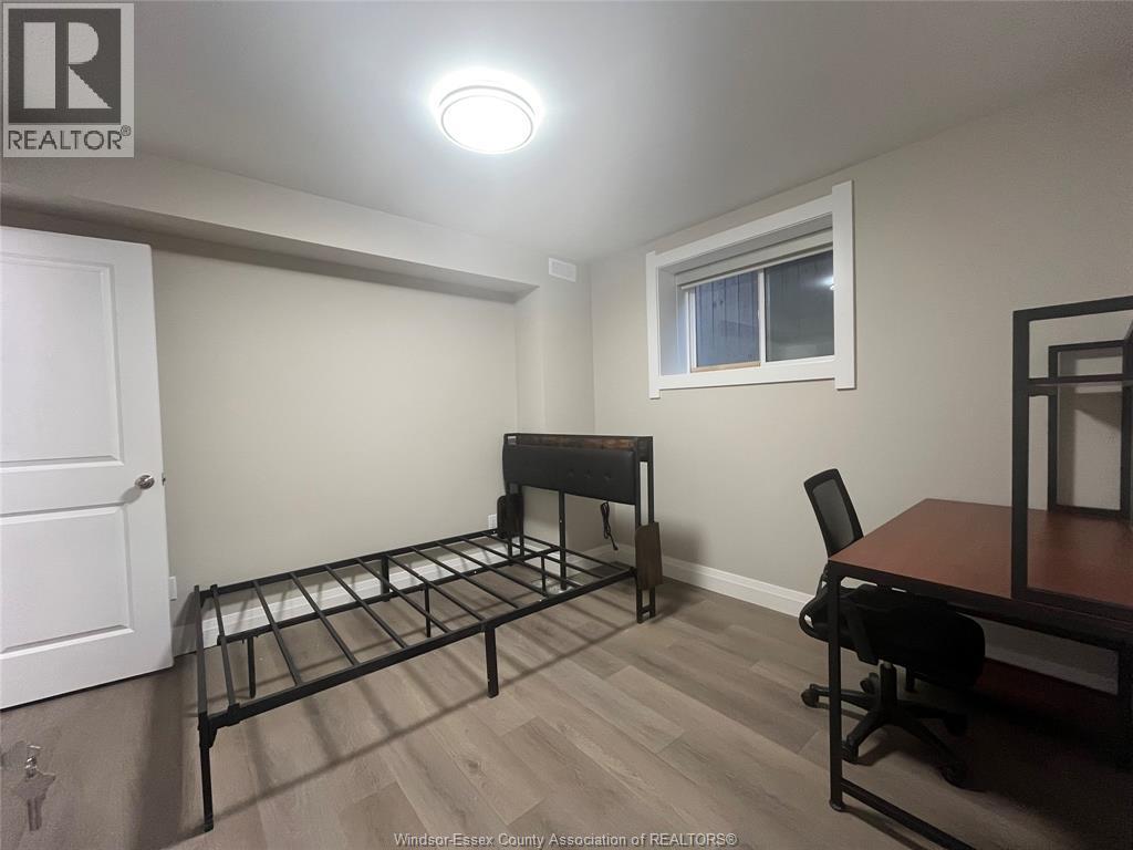 917 Mckay Unit# 2–m-R1, Windsor, Ontario  N9B 2A4 - Photo 13 - 25027024