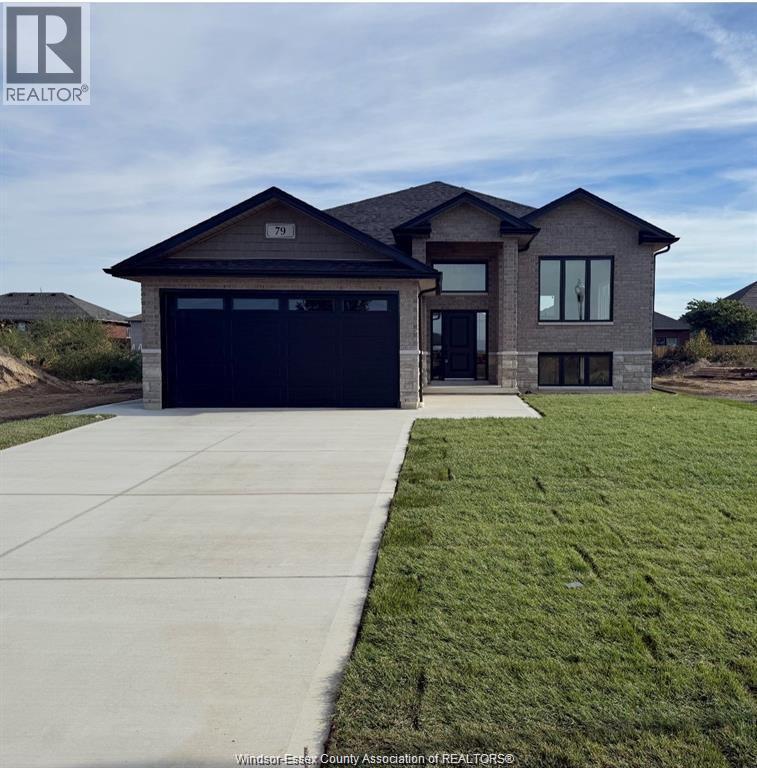 71 FENCELINE, Chatham, Ontario