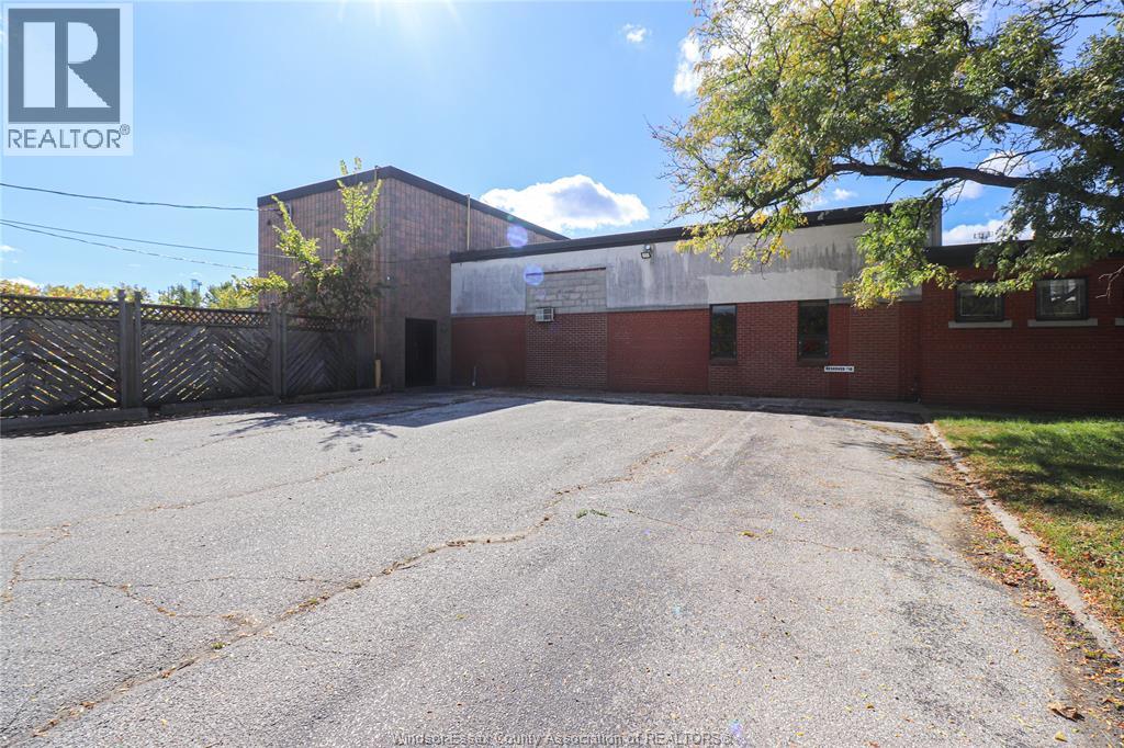 2130 South Pacific Avenue Unit# 2, Windsor, Ontario  N8X 2A3 - Photo 2 - 25027287