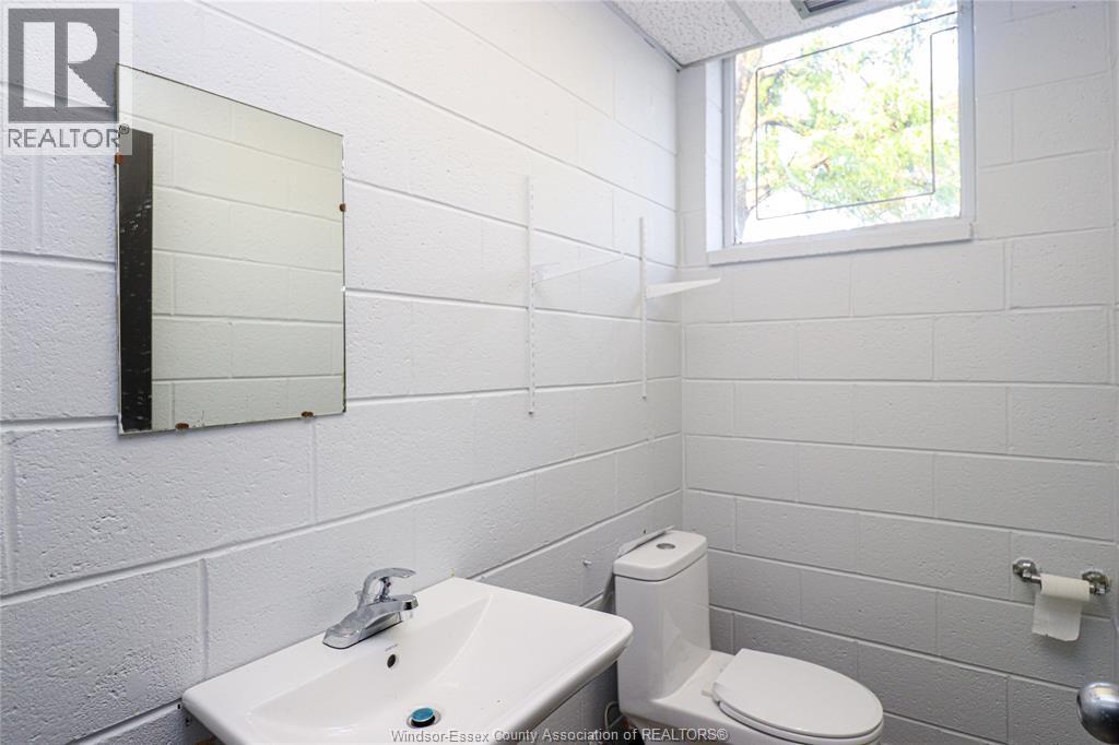 2130 South Pacific Avenue Unit# 2, Windsor, Ontario  N8X 2A3 - Photo 25 - 25027287