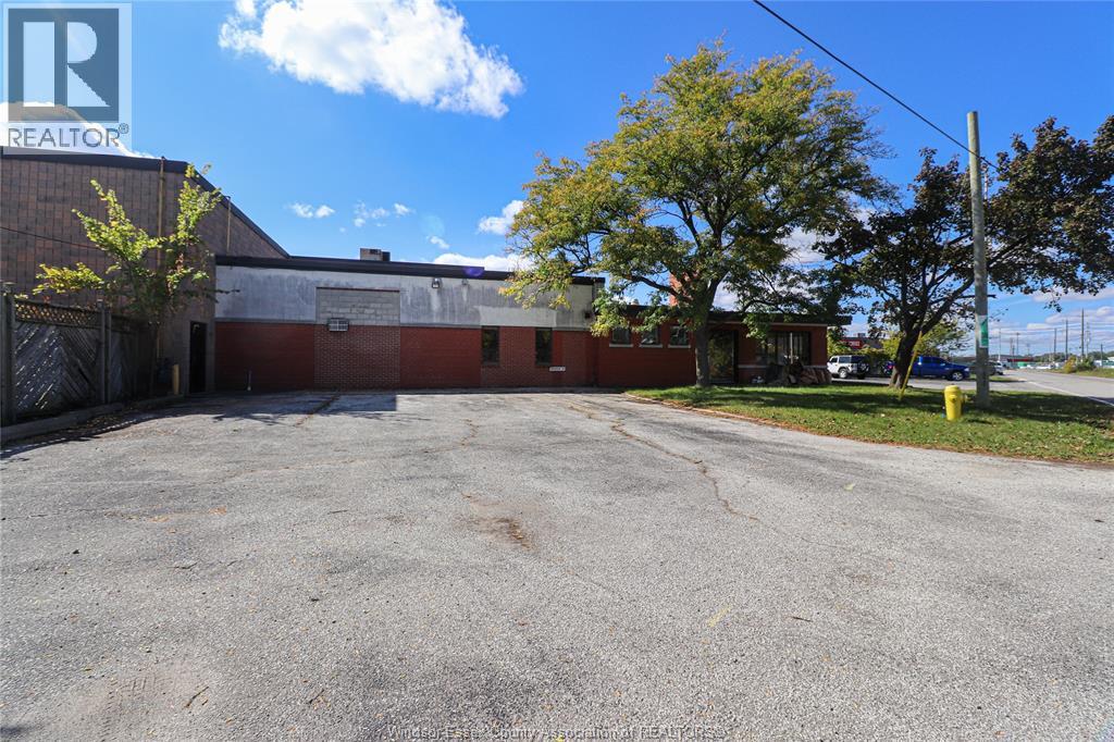 2130 South Pacific Avenue Unit# 2, Windsor, Ontario  N8X 2A3 - Photo 3 - 25027287
