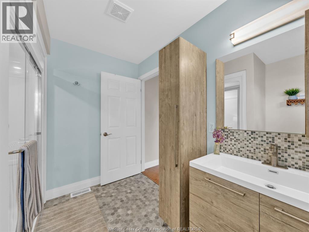 656 Markham, Lakeshore, Ontario  N0P 2L0 - Photo 35 - 25027629