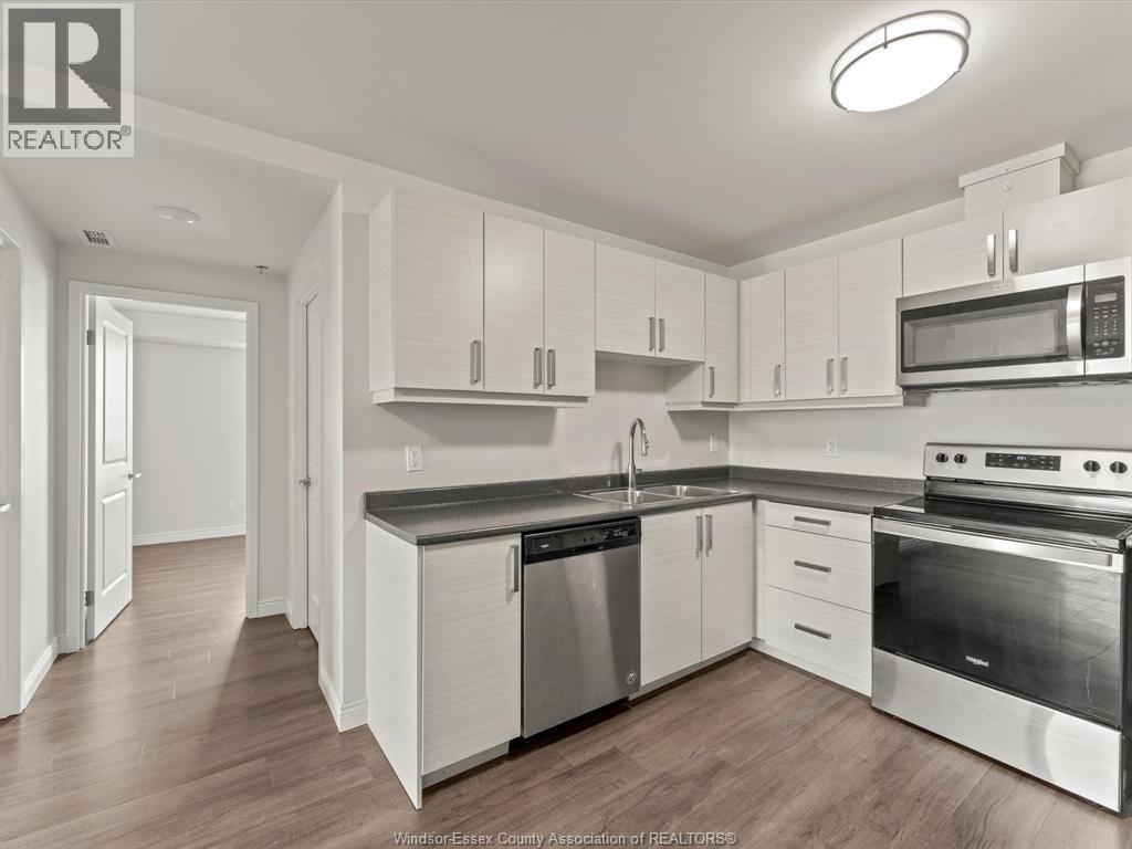 22 Victor Street Unit# 201, Essex, Ontario  N8W 1J7 - Photo 12 - 25027656