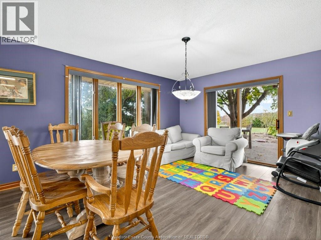 2495 Division Road North, Kingsville, Ontario  N9Y 2E5 - Photo 11 - 25028053