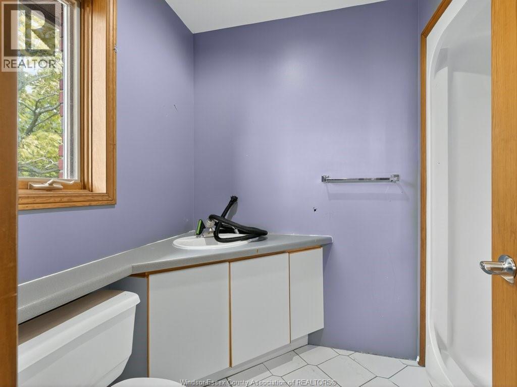 2495 Division Road North, Kingsville, Ontario  N9Y 2E5 - Photo 24 - 25028053