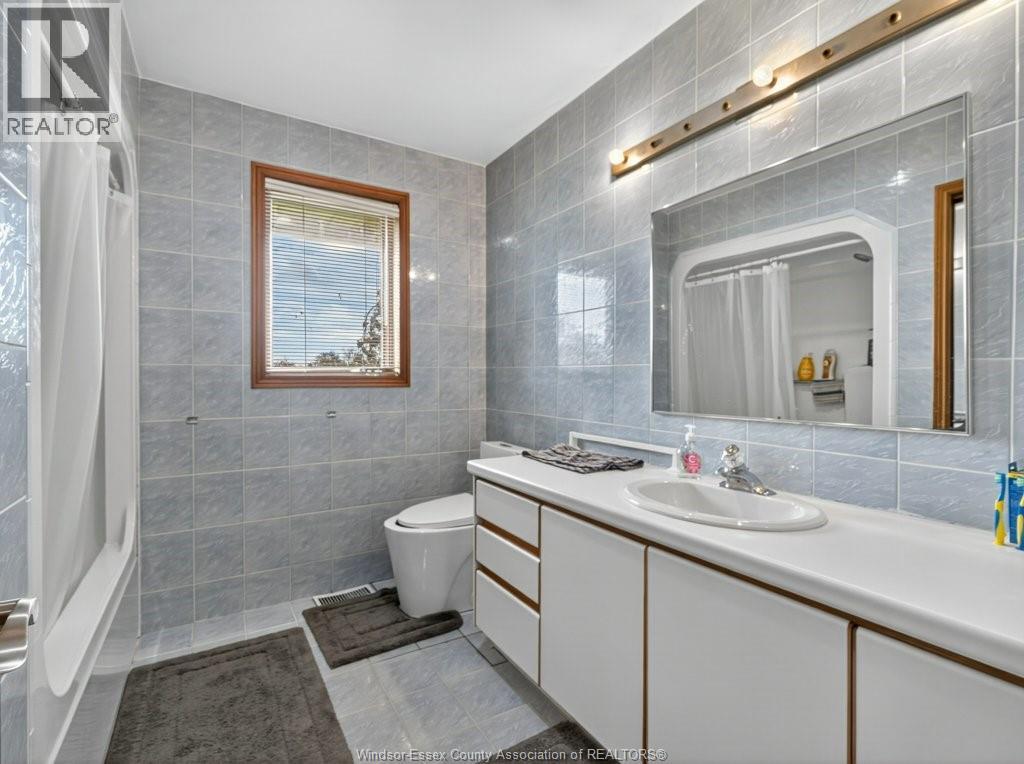 2495 Division Road North, Kingsville, Ontario  N9Y 2E5 - Photo 26 - 25028053