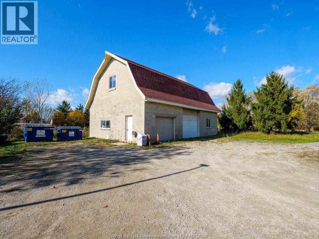 2495 Division Road North, Kingsville, Ontario  N9Y 2E5 - Photo 35 - 25028053