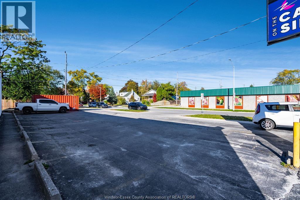4756 Tecumseh Road, Windsor, Ontario  N8T 1B7 - Photo 37 - 25028189