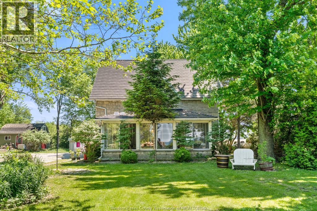 933 West Shore Road, Pelee Island, Ontario  N0R 1M0 - Photo 2 - 25028332