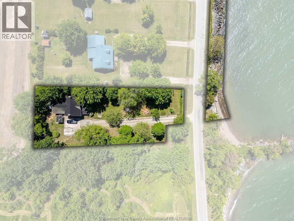 933 West Shore Road, Pelee Island, Ontario  N0R 1M0 - Photo 3 - 25028332