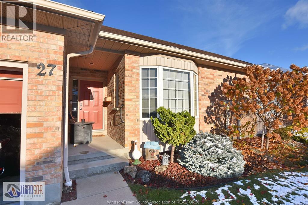 154 Semenyn Unit# 27, Chatham, Ontario  N7L 3S1 - Photo 2 - 25028618