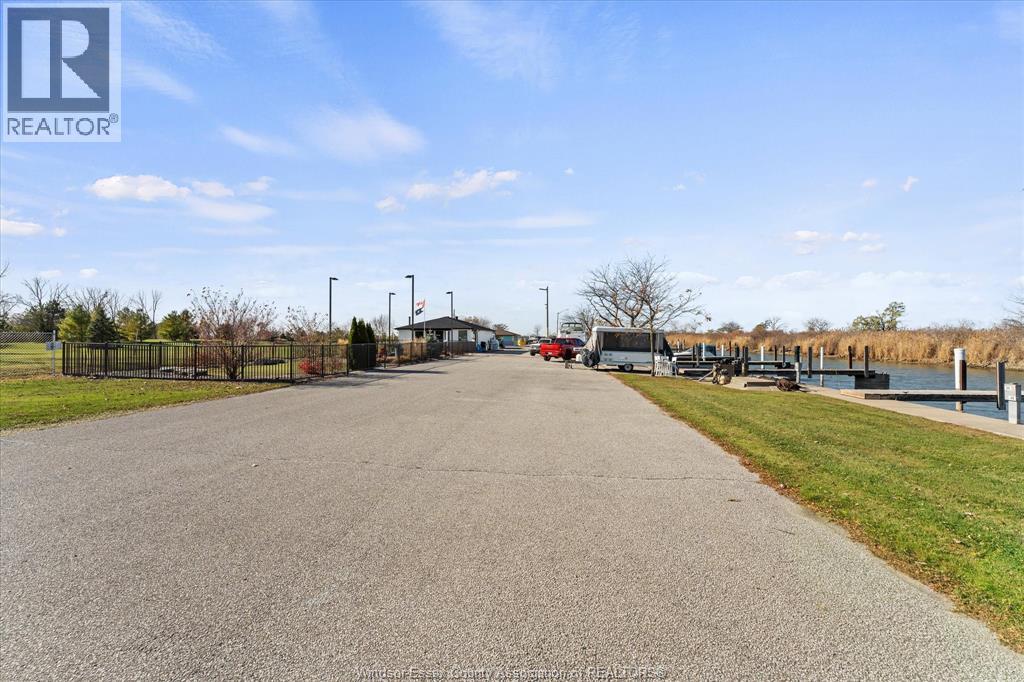 1500 Front Road North, Amherstburg, Ontario  N9V 3R3 - Photo 11 - 25028981