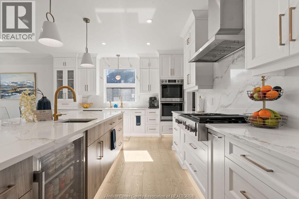 258 Xavier Circle, Lakeshore, Ontario  N8N 0J3 - Photo 3 - 25029039