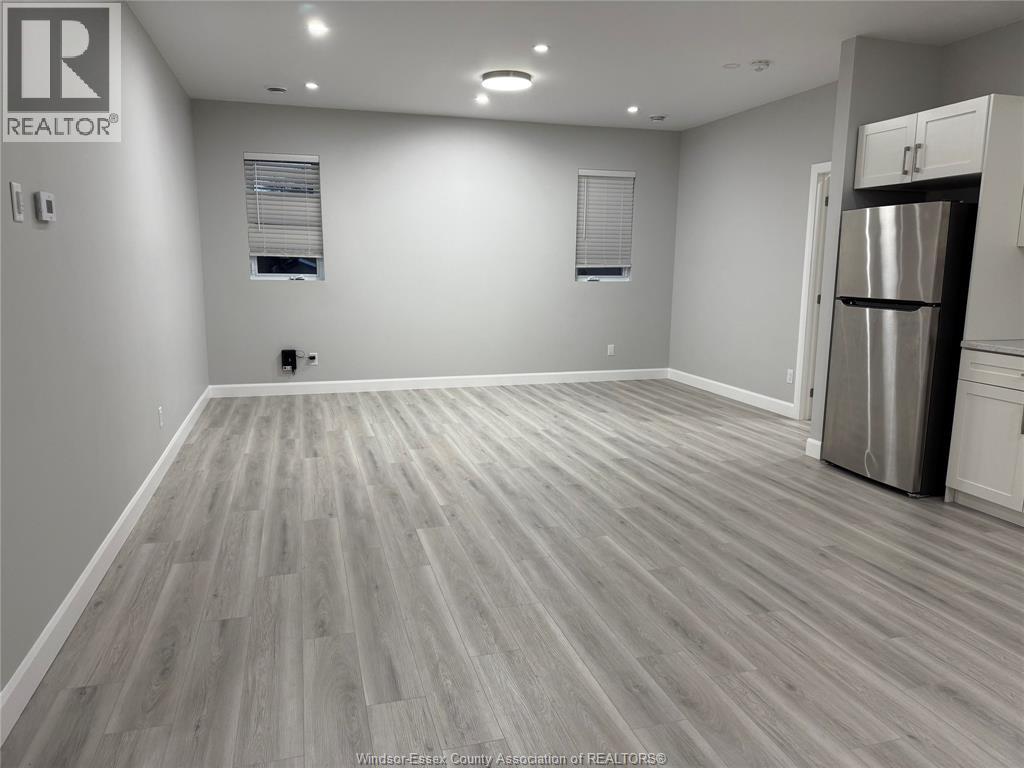 1479 Westcott, Windsor, Ontario  N8Y 4C3 - Photo 7 - 25030623