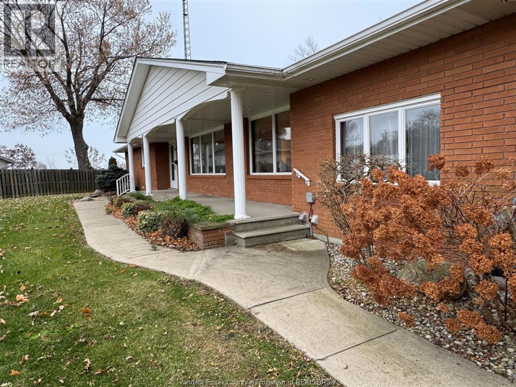 1239 Oxford & Lot 13 Oxford Avenue, Kingsville, Ontario  N9Y 2S8 - Photo 12 - 25030730