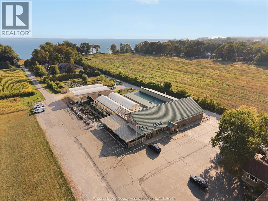 585 Seacliff Drive, Kingsville, Ontario  N9Y 2K6 - Photo 4 - 25030751