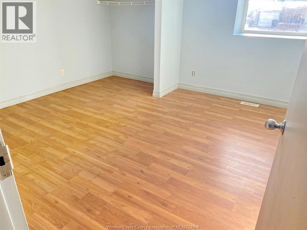 1570 Lillian, Windsor, Ontario  N8X 4A8 - Photo 5 - 25030779