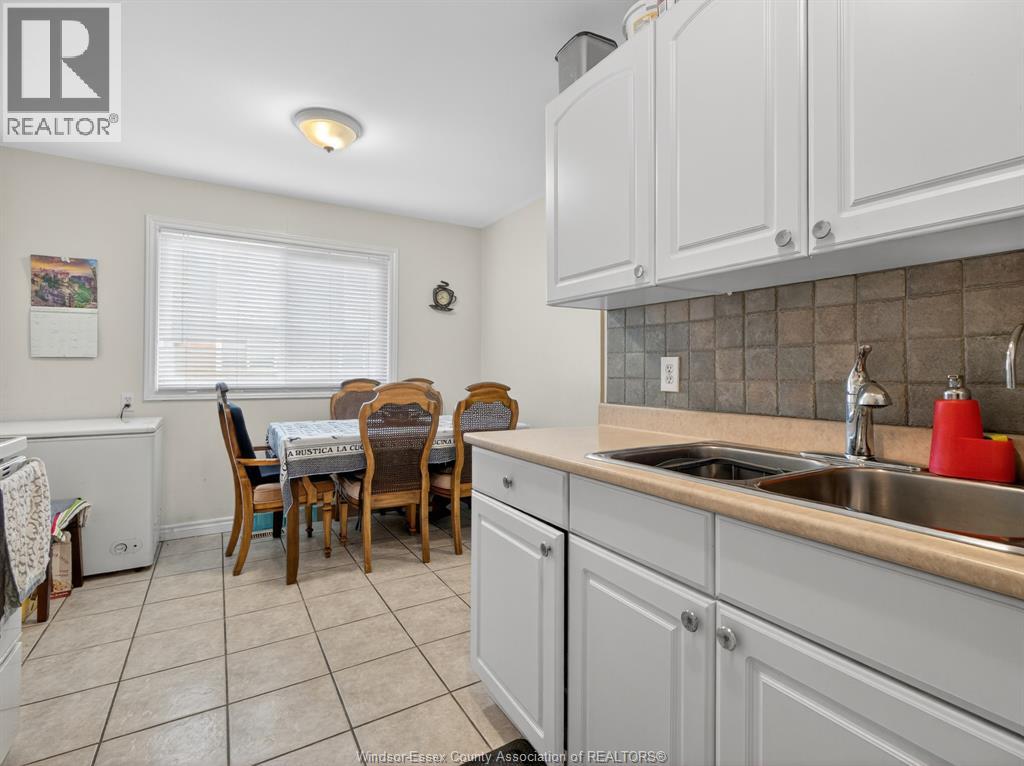 5408 Lassaline Avenue, Windsor, Ontario  N8T 1A8 - Photo 8 - 25030900