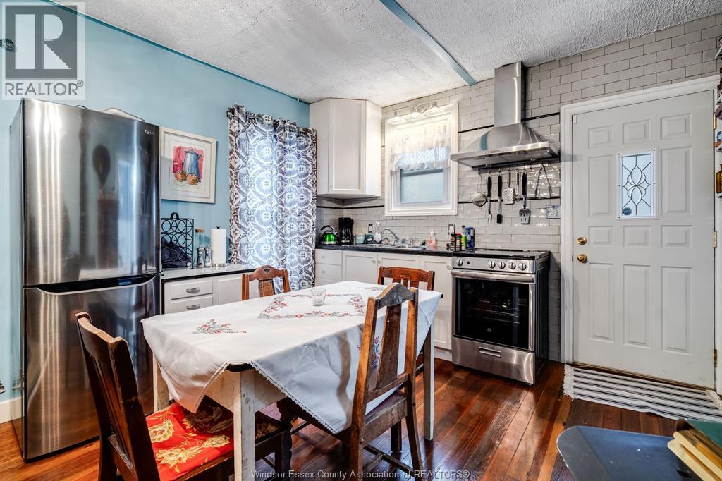 42 Pulley Road, Leamington, Ontario  N0P 2P0 - Photo 3 - 25030915