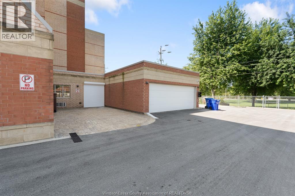 99 Robson Road Unit# 303, Leamington, Ontario  N8H 2M8 - Photo 6 - 25030927