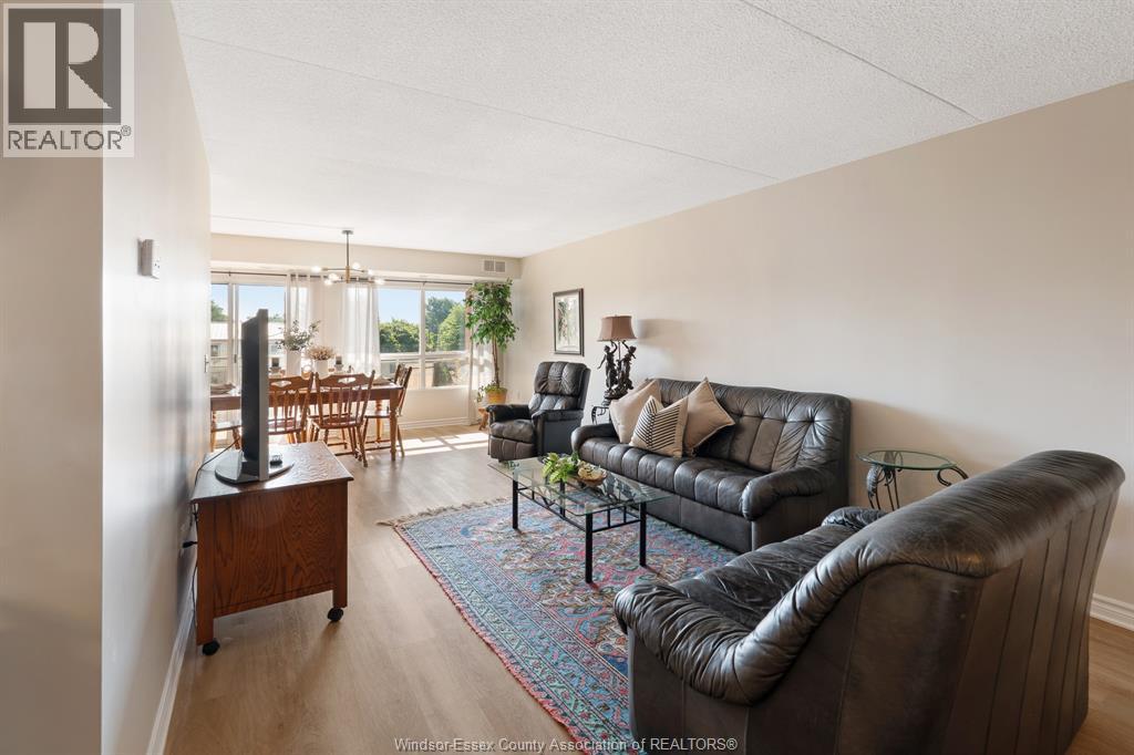 99 Robson Road Unit# 303, Leamington, Ontario  N8H 2M8 - Photo 9 - 25030927