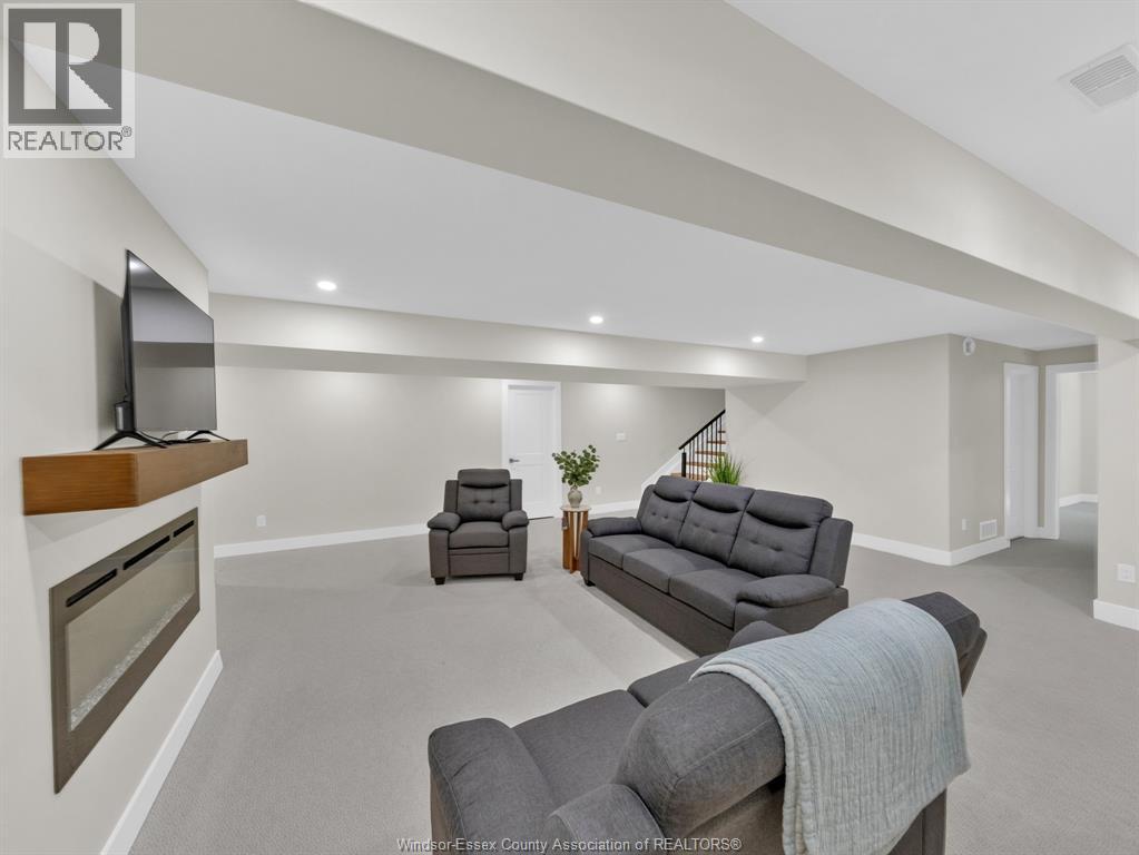 1499 Fuller Drive, Kingsville, Ontario  N9Y 3M7 - Photo 32 - 25031146