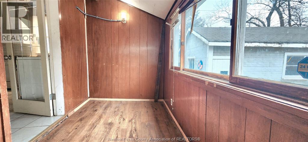 441 Ellis Street West, Windsor, Ontario  N8X 1B1 - Photo 12 - 25031141