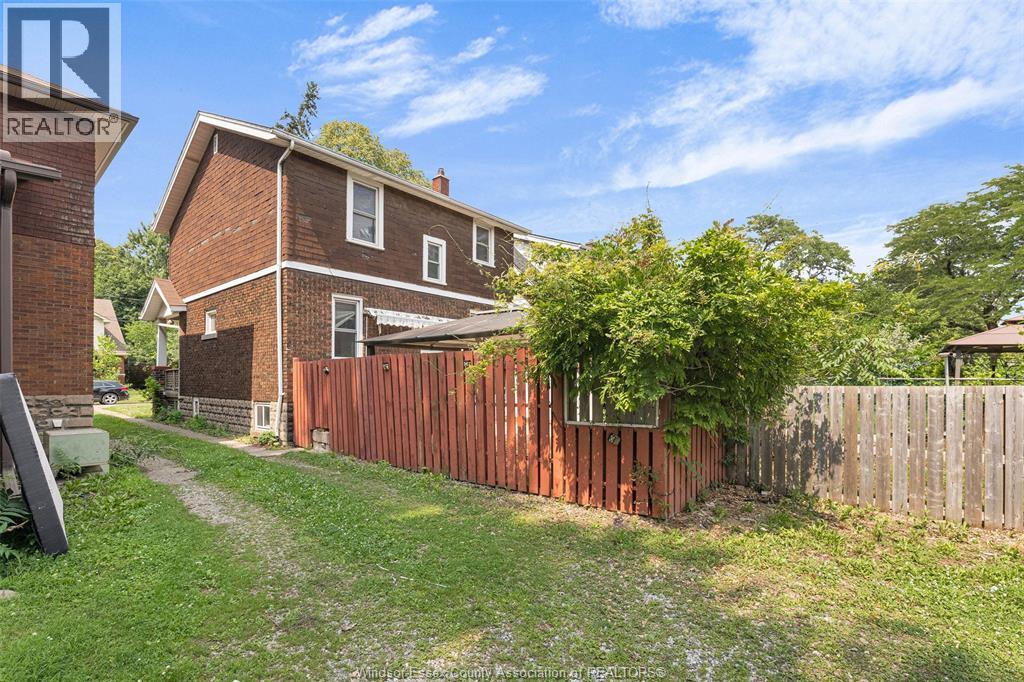 3217 Linwood, Windsor, Ontario  N9C 1P9 - Photo 20 - 25031378