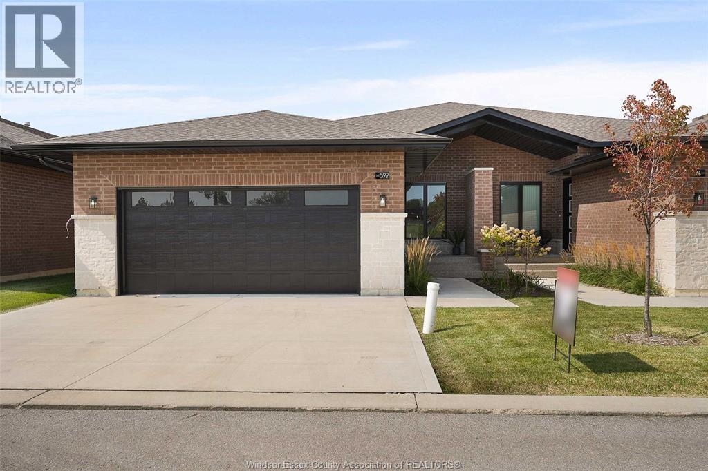 638 LILY MAC BOULEVARD, Windsor, Ontario