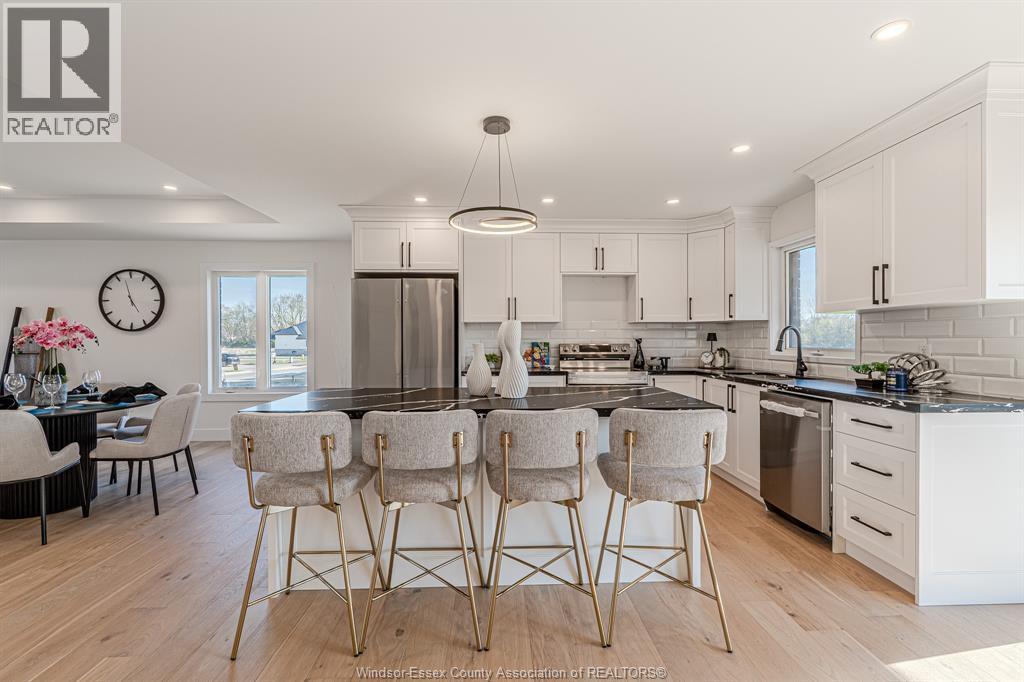 2588 Mayfair, Lasalle, Ontario  N9J 2M6 - Photo 7 - 25031568