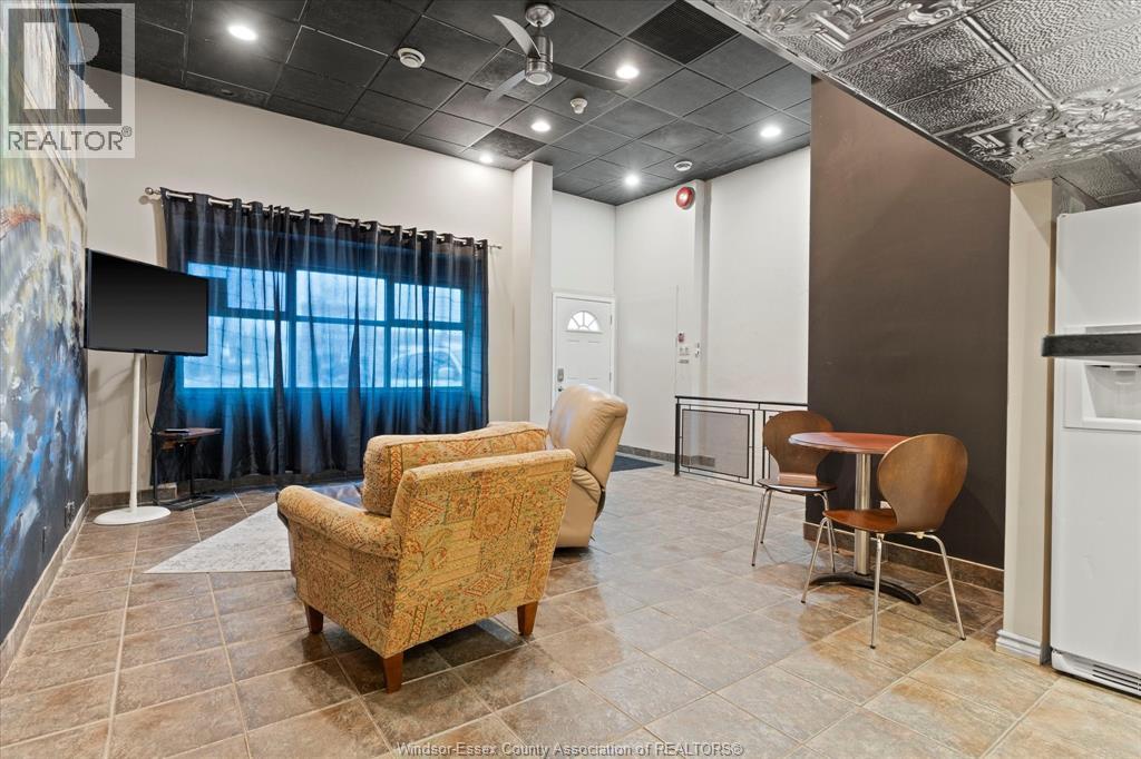 3315 Tecumseh Road East, Windsor, Ontario  N8W 1H4 - Photo 10 - 25031664