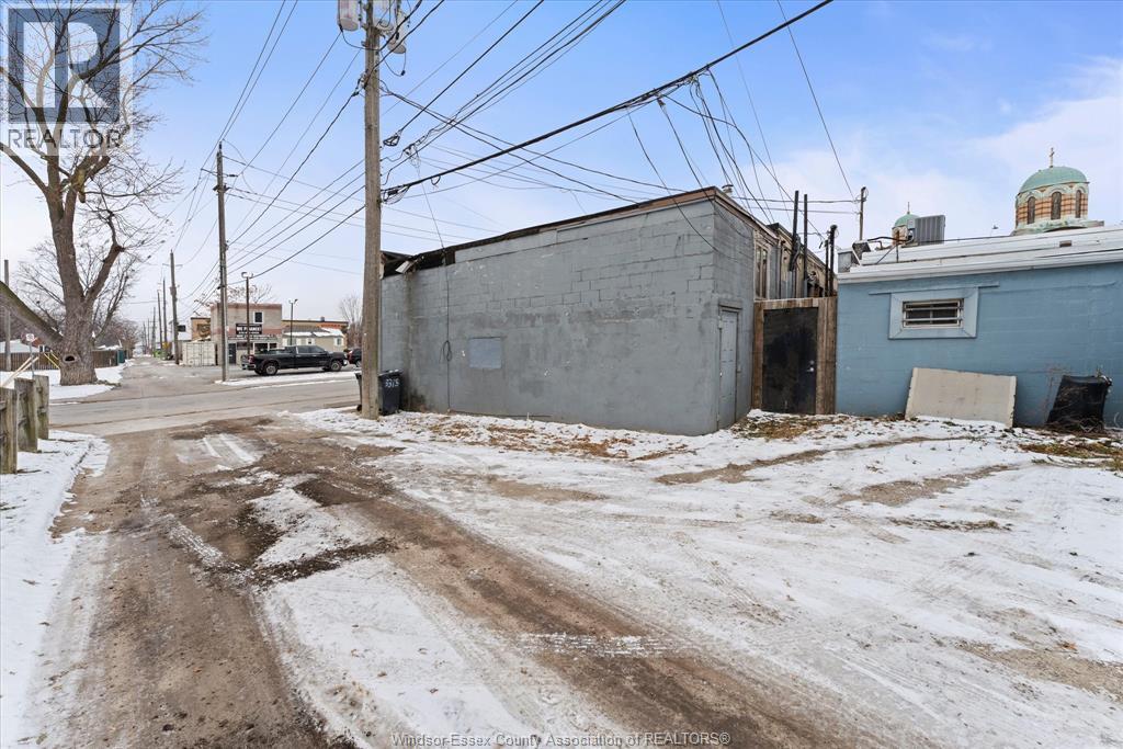 3315 Tecumseh Road East, Windsor, Ontario  N8W 1H4 - Photo 40 - 25031664