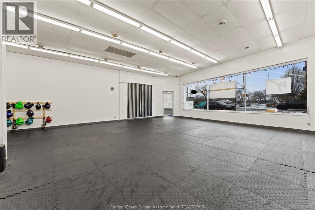 3315 Tecumseh Road East, Windsor, Ontario  N8W 1H4 - Photo 5 - 25031664