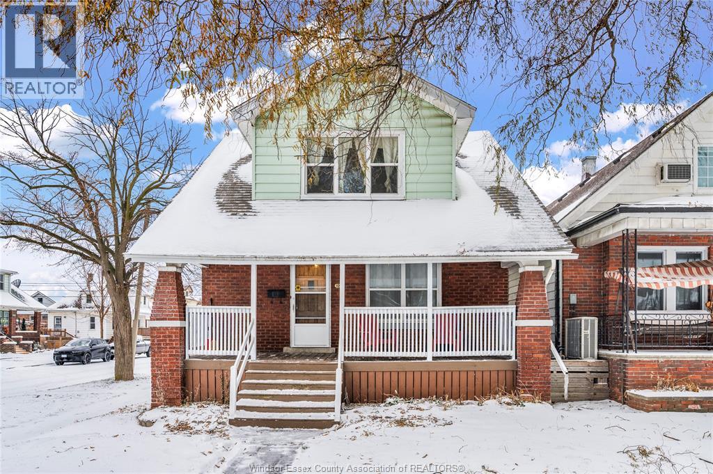 1097 Moy Avenue, Windsor, Ontario  N9A 2P2 - Photo 1 - 25031700