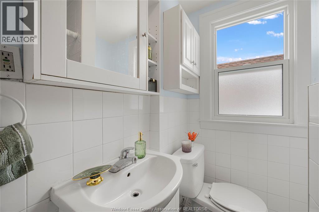 1097 Moy Avenue, Windsor, Ontario  N9A 2P2 - Photo 29 - 25031700