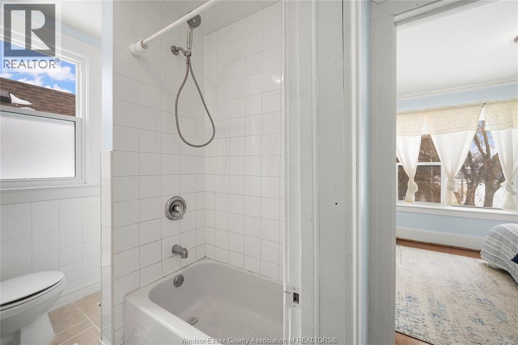 1097 Moy Avenue, Windsor, Ontario  N9A 2P2 - Photo 30 - 25031700