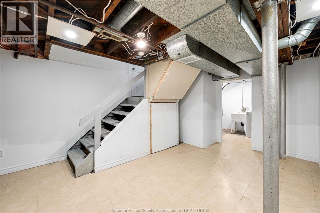 1097 Moy Avenue, Windsor, Ontario  N9A 2P2 - Photo 37 - 25031700