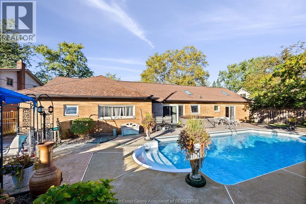 3740 Ouellette, Windsor, Ontario  N9E 3M7 - Photo 26 - 25031703